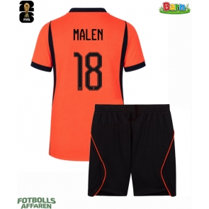 Nederländerna Donyell Malen #18 Hemmaställ Barn VM 2026 Kortärmad (+ Korta byxor)